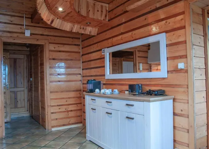 W Mirowie Farma Mirow (Silesia)